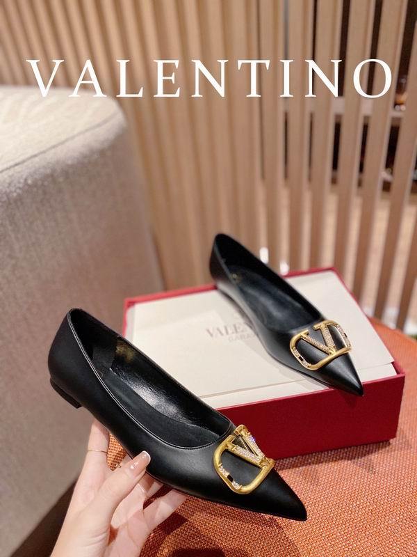 Valentino Women's Shoes 659